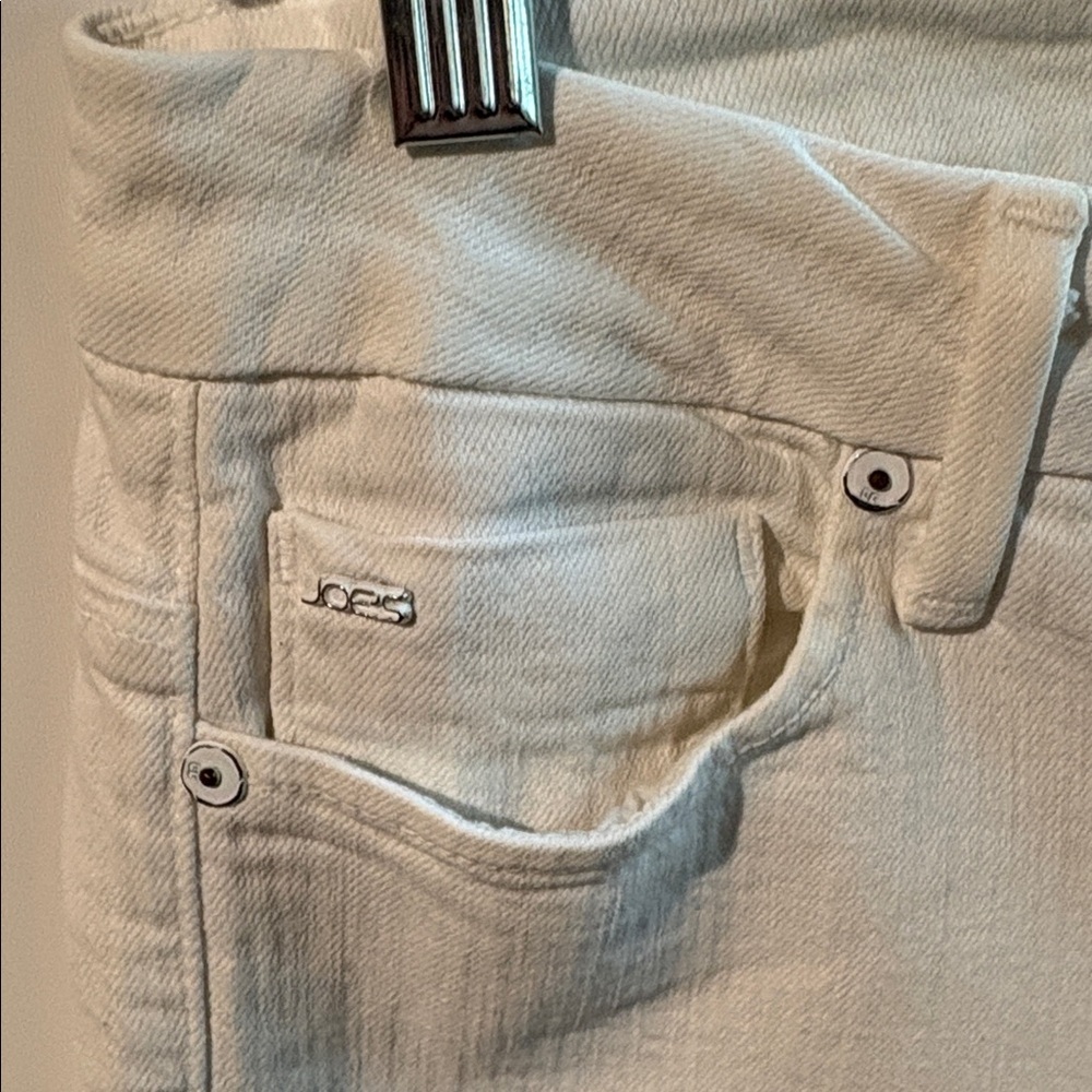 Joes Jean white denim Honey fit slightly flared Jean 29 - Picture 3 of 8